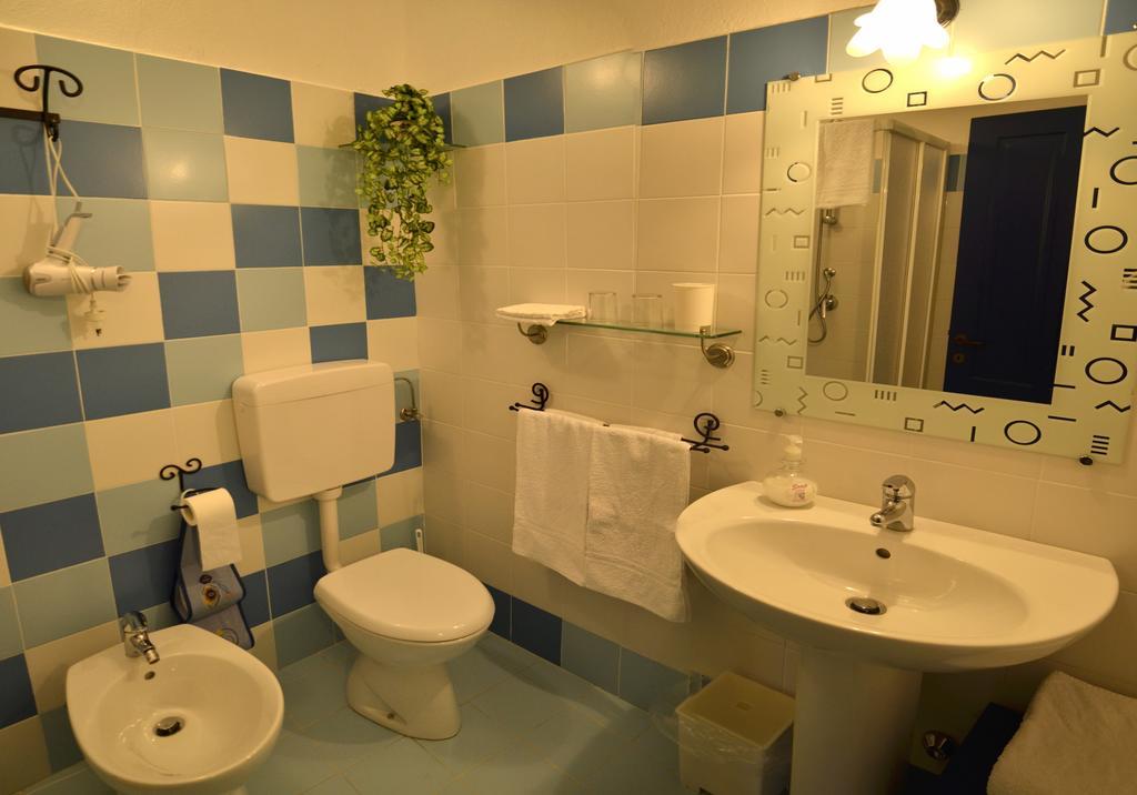 B&B Il Sole Delle Rive Sinio Luaran gambar