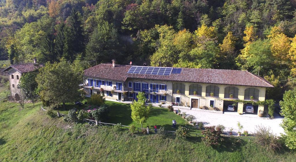 B&B Il Sole Delle Rive Sinio Luaran gambar