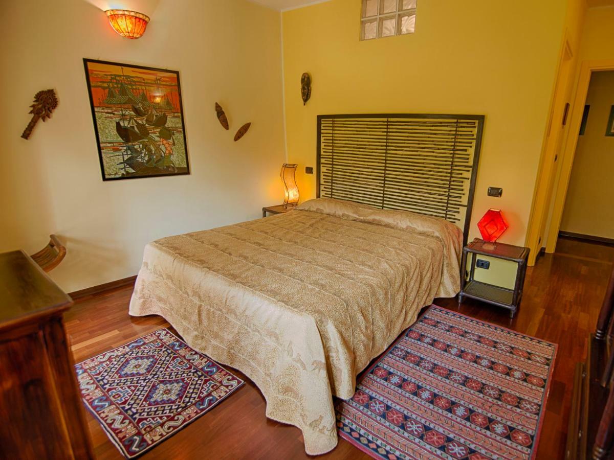 B&B Il Sole Delle Rive Sinio Luaran gambar